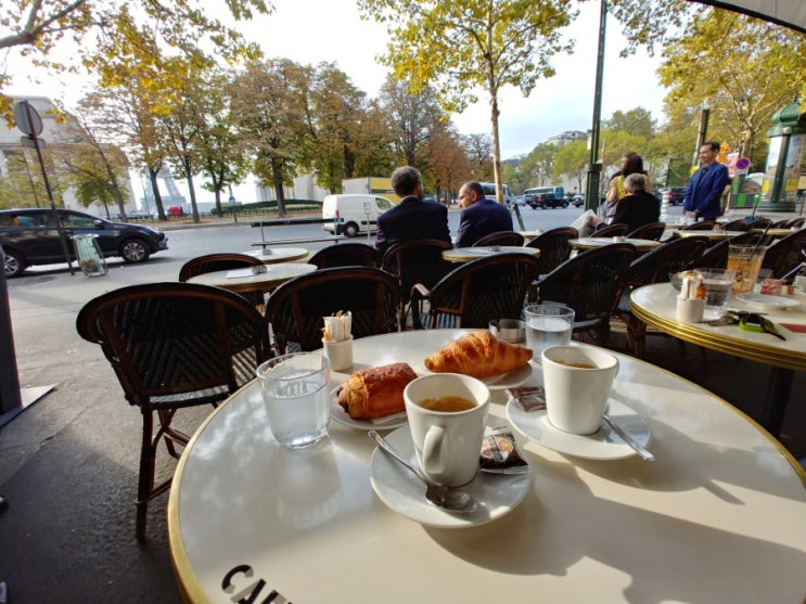  파리 카페 추천, 에펠탑이 보이는 CAFE DU TROCADERO