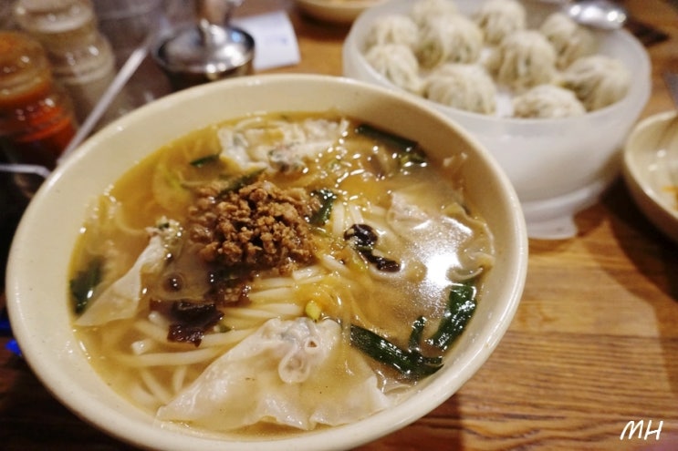  명동교자 본점 칼국수, 만두