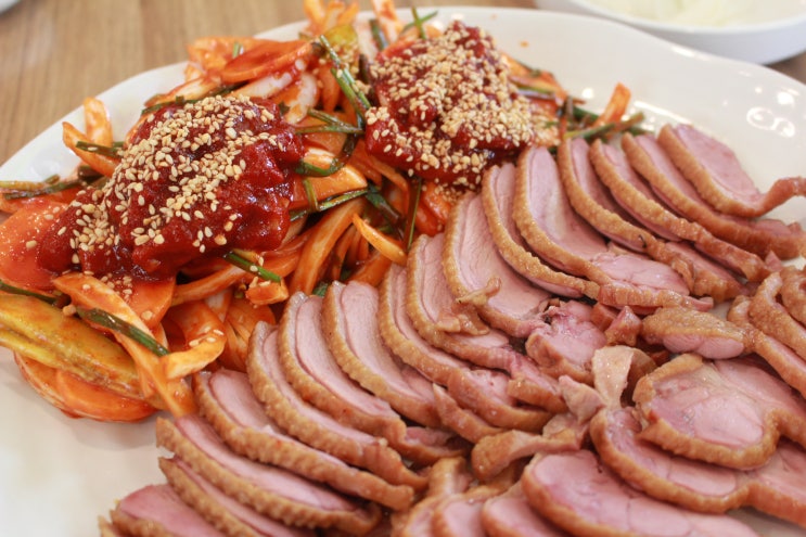  파주심학산맛집 을 찾으신다면 이가네봉평메밀향 으로 :)