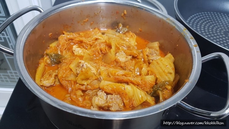  간단 돼지 목살 김치찜 만드는 법