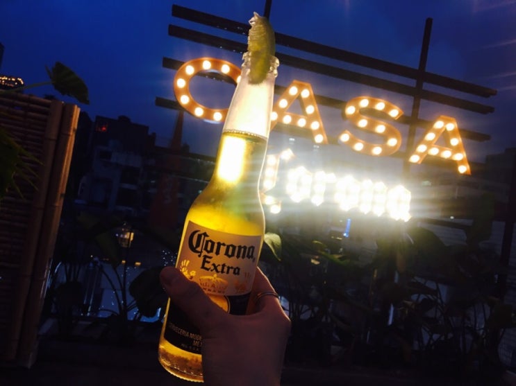  이태원 루프탑바 카사코로나 (casa corona)