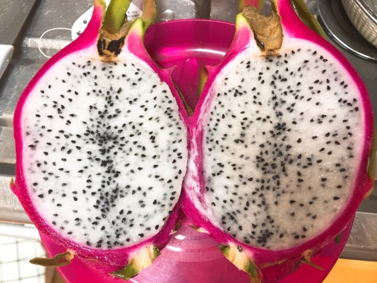 맛 좋은 용과(Dragon fruit)