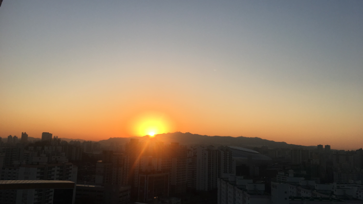  2018년 무술년 새해 복 많이 받으세요.