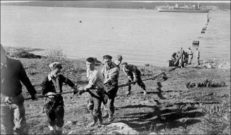 **Figure.13 TAT-1 케이블 설치 모습 ⓒ clarenville.newfoundland.ws