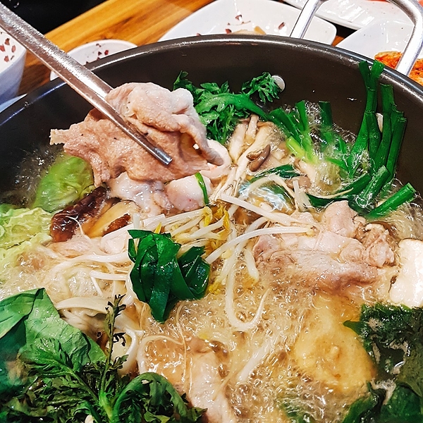  요즘 같은 날씨엔 따끈~따끈~한 샤브샤브 강추! 제주시 삼성혈 근처 맛집! 도민할인 정보 확인하고 가세요~