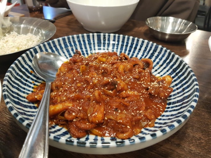 왕십리맛집) 쭈랑피랑 매콤쭈꾸미볶음