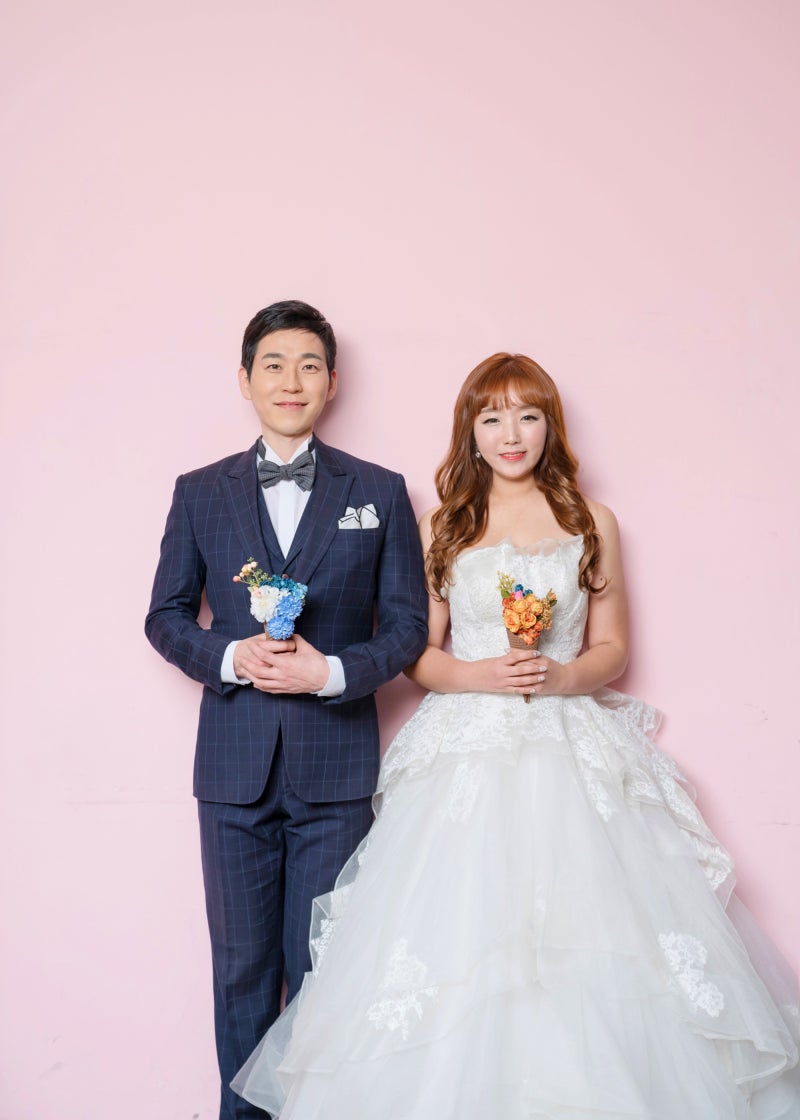 돈워리비커플]4년 동안 사진 보고 댓글 남기던 사이, 황률-박가연 커플 