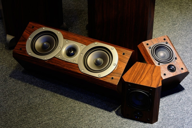 Wharfedale vardus center cheap