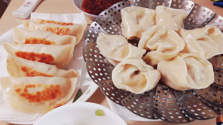 주말엔 수제만두 주말엔 수제만두