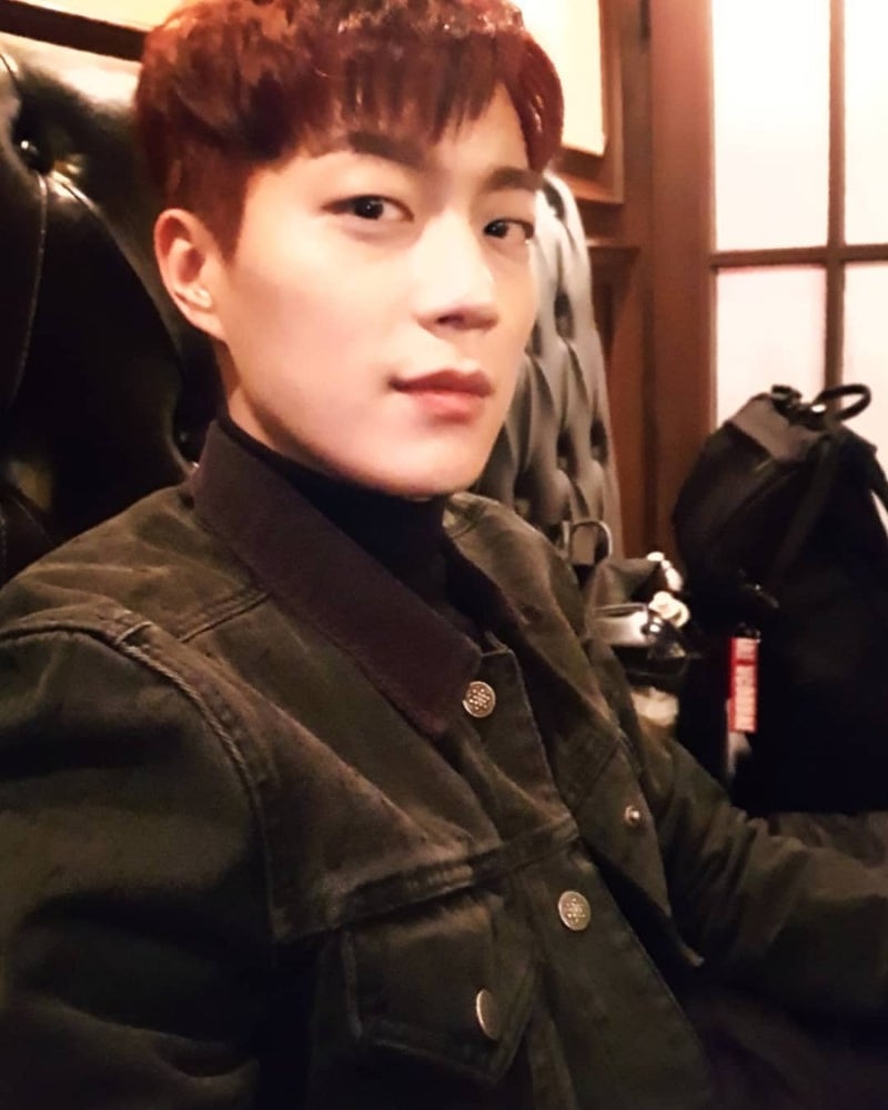 윤두준 머리색 레전드급