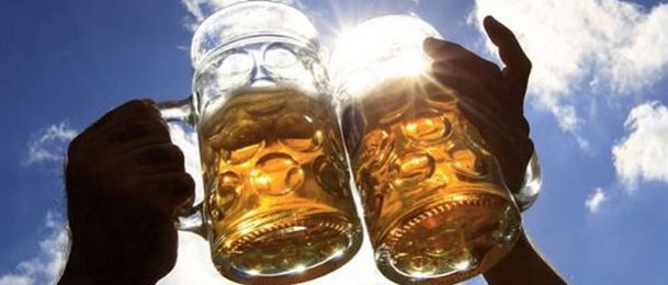  머릿결 좋아지는 방법! 맥주를 이용한 헤어 꿀팁