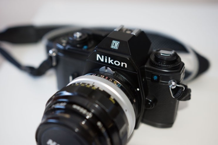  레이디스 니콘EM Nikon EM