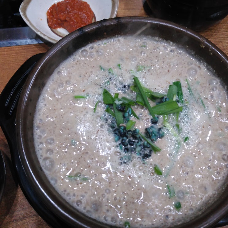  충무로 들깨탕 진땡이순대국