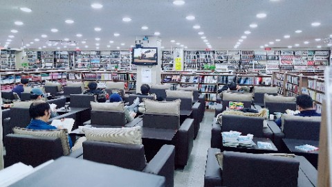  인계동 24시만화방/수원 24시만화방/혼자여도 괜찮아