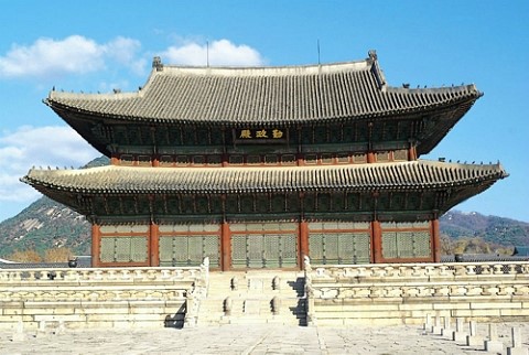  <22> 뭇별이 에워싼 북극성, 경복궁의 권위