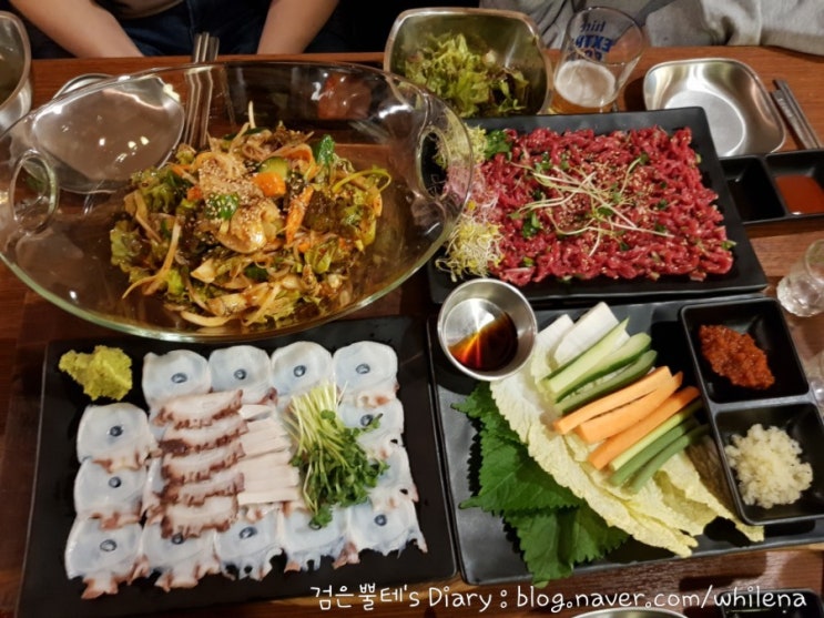  [양재 맛집 이백] 이자카야 같은 분위기에 한식 안주와 함께 육회.문어.골뱅이를 한 상에! 즐거운 회식/모임 이백 양재점으로 가보시와요
