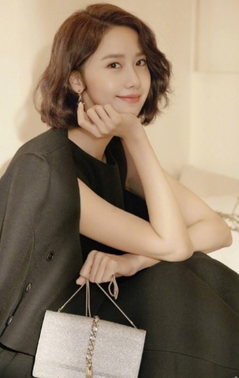 윤아 사주