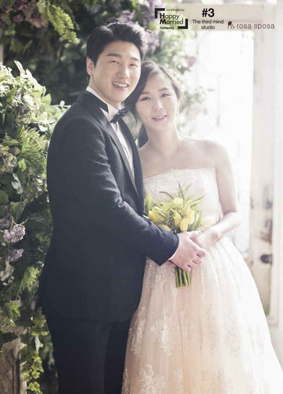 '유도스타' 이원희, '탁구스타' 윤지혜와 결혼..웨딩화보 '미소'