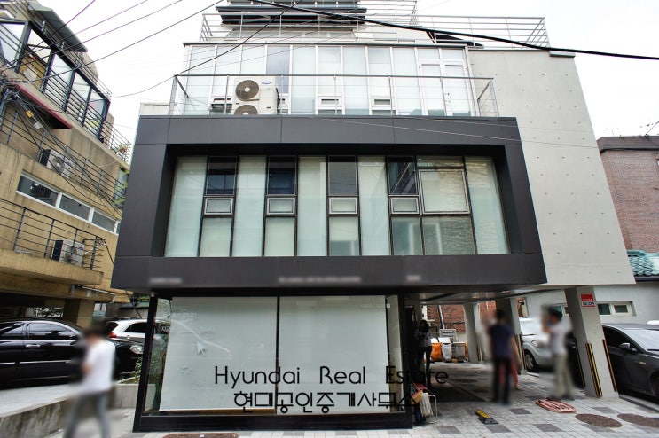  강남 신사동 미니사옥임대 - 월 850만원, 주차 4대+@, 1층~5층, 압구정역 역세권, 빠른입주 가능, 인테리어 A급, 각층에 화장실, 탑층 테라스