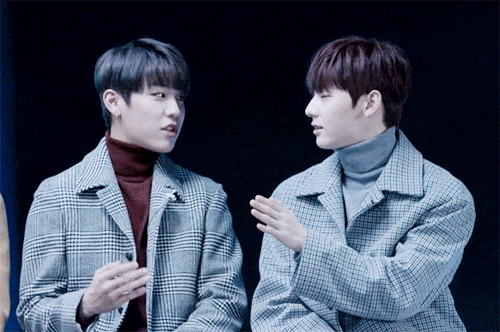 [V LIVE] 워너원 황민현 박우진 위주 브이앱 움짤!
