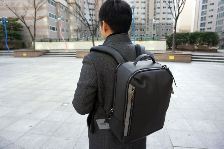  컨티뉴, 자동차 시트로 만든 가방 리뷰