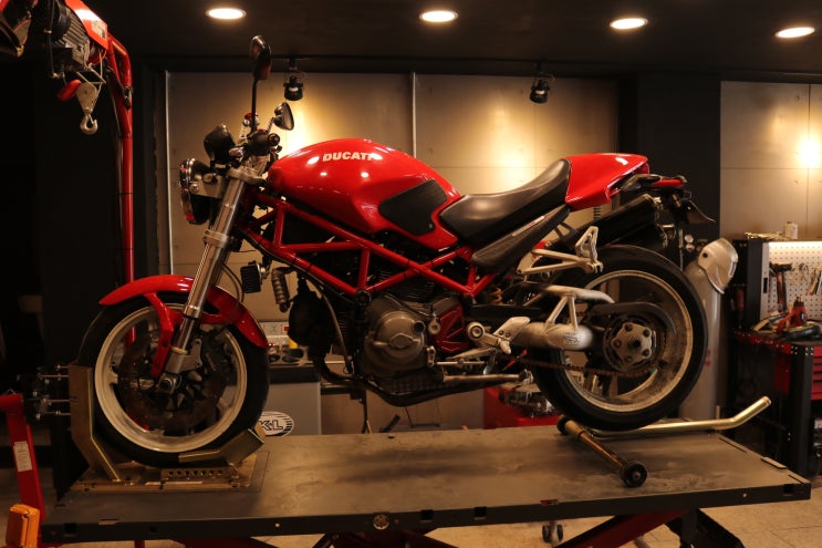  2006년식 두카티 S2R1000 수리정비 - [바이킹넷 대전점 길스개러지]