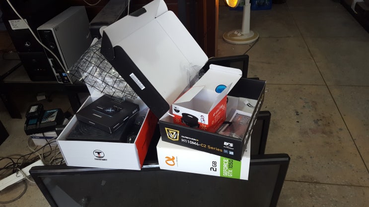  익산 컴퓨터 판매 i5 7500 gtx1050 16g ssd240 배그 컴퓨터 셋팅 판매 베틀그라운드 잘되는 컴퓨터