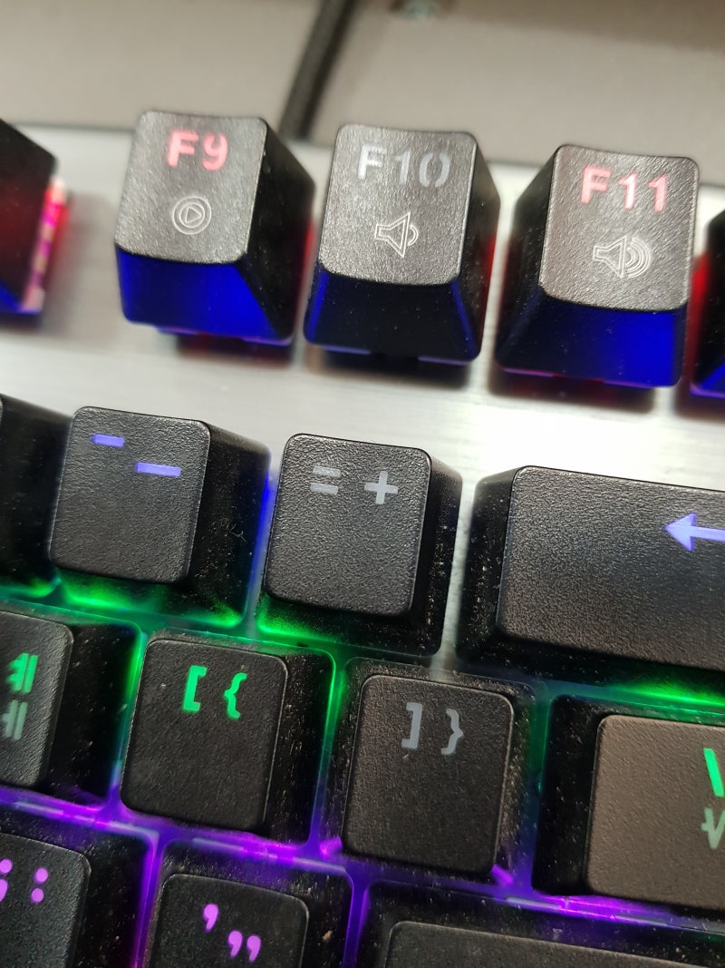 맥스틸 TRON G100K 기계식 키보드 고장 : 네이버 블로그