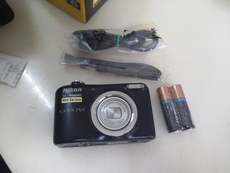 똑딱이 카메라, 니콘 쿨픽스 A10 카메라(COOLPIX-A10)
