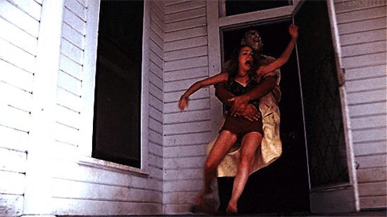 Texas-Chain-Saw-Massacre-1974.gif