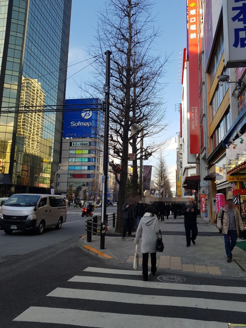 2박 3일간 일본 도쿄 여행 - [3] 아키바 빅카메라 게임층 투어 외 : 네이버 블로그