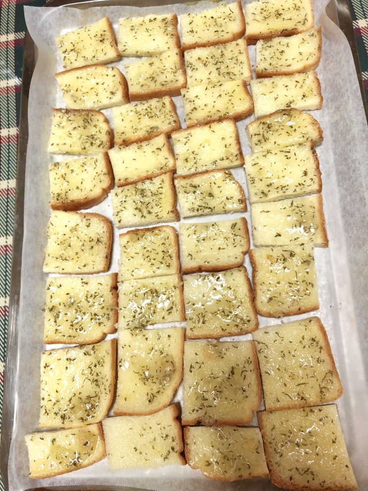  [식빵마늘빵만들기] 남은 식빵으로 마늘빵 만들기!