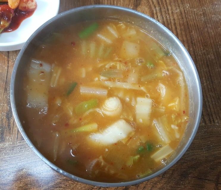  팔공산 어탕국수 원조- 삼거리 뚜레박 식당