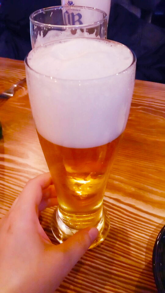 야당역 꼬치집 호수꼬치에서 크림생맥주 야당역 꼬치집 호수꼬치에서 크림생맥주