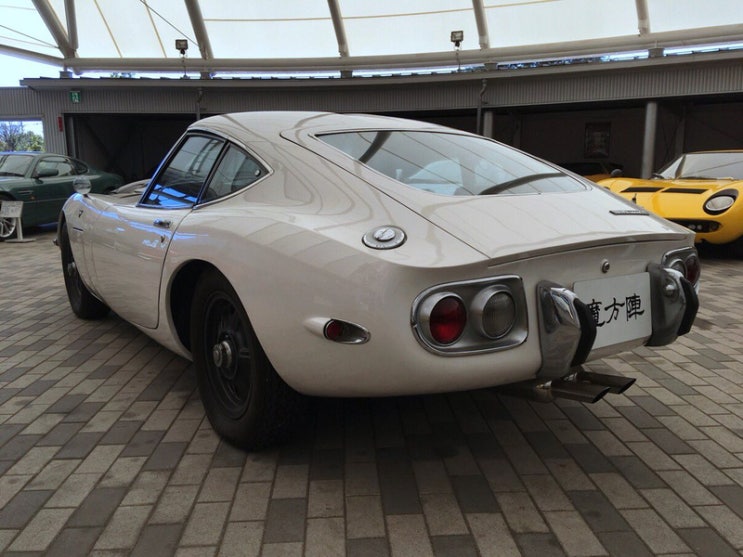  TOYOTA 2000GT