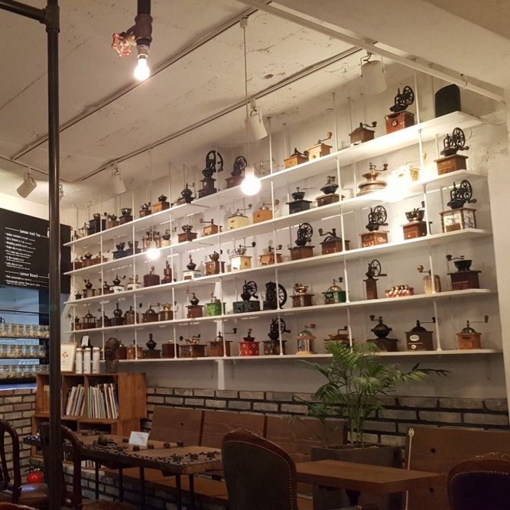  cafe B