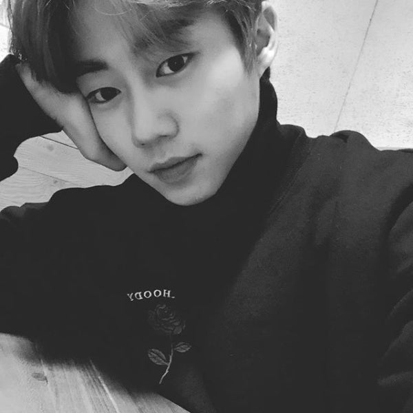 [블랙후디] 배우 박지빈 근황, 한층 성숙해진 배우 박지빈! 흑백 사진 속 카리스마