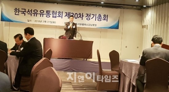 유류세 카드수수료 소송, 신용카드사도 '타깃' 유류세 카드수수료 소송, 신용카드사도 '타깃'