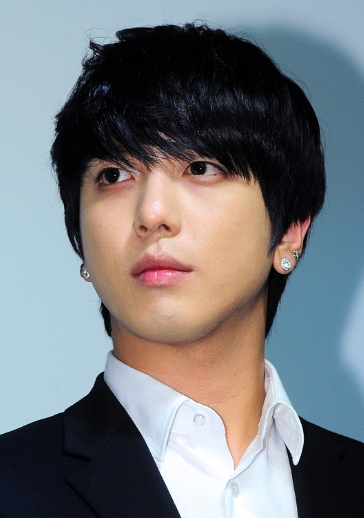 <b>경희대</b> 아이돌 정용화 검찰 <b>송치</b>