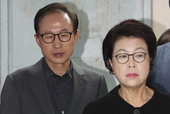  김윤옥 정두언 경천동지 할만한 사건은?!