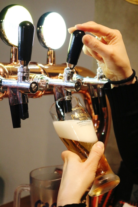  신선한 크림 생맥주 & 안주 최강자, 황태의 변신 먹태구이의 퍼펙트 조합 양재역 근처 아지트Azit 먹태 추천 mahou 황태포 칼스버그 서울 양재동 SPC 근처 LG