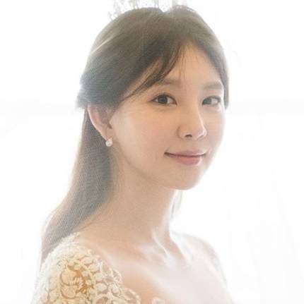  지주연 결혼 소식, 뒤늦게 직접 알렸다 '남편은 3살연상 일반인'