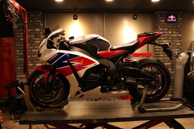  CBR1000RR 작업완료 !