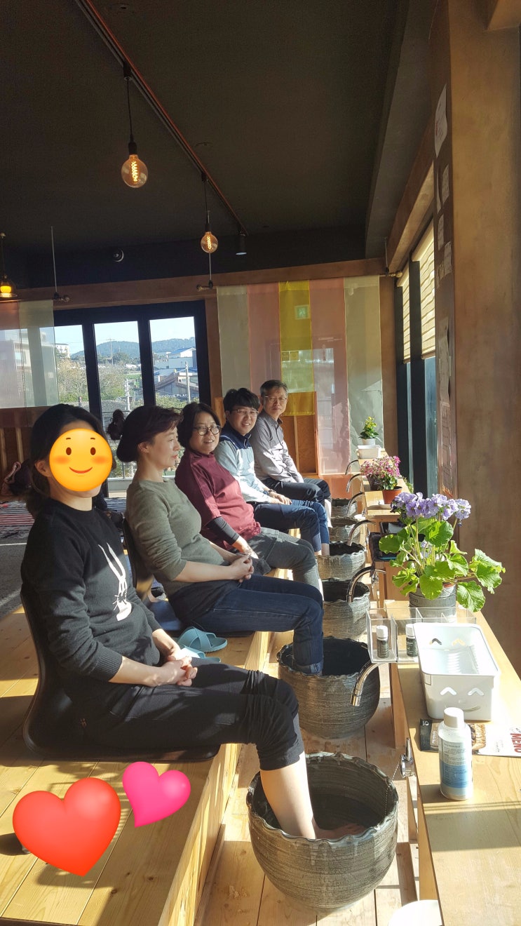 여행의 피로회복 애월족욕카페 퀴즈노스서브제주애월점 여행의 피로회복 애월족욕카페 퀴즈노스서브제주애월점