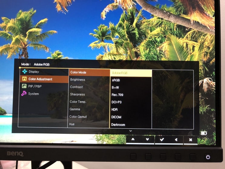  벤큐 BenQ SW271 UHD 광색역 LCD 모니터 화질 리뷰
