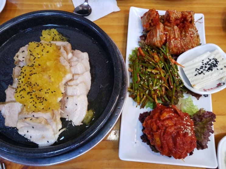  부평시장역 맛집, 돈통마늘보쌈 (배달포장가능)
