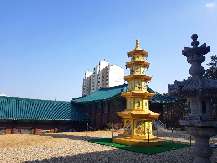  평택 도심에 있는 절 명법사 탐방기
