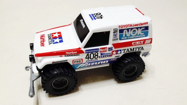 주말에 조립한 타미야 미니4구《Toyota L.Cruiser 90 P-D》 주말에 조립한 타미야 미니4구《Toyota L.Cruiser 90 P-D》