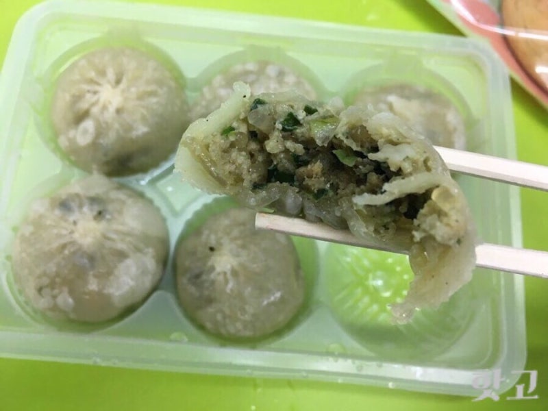 [CU] 홍진경의 더만두 순한맛 _평범한 냉동찐만두 맛이지만 가격적으론 괜찮은