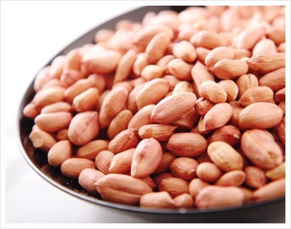 땅콩 효능 6가지! 껍질 알레르기 부작용 칼로리 높은 음식 치매예방법 GI지수 낮은 당뇨에 치매에 빈혈에 뇌에 좋은 음식 3